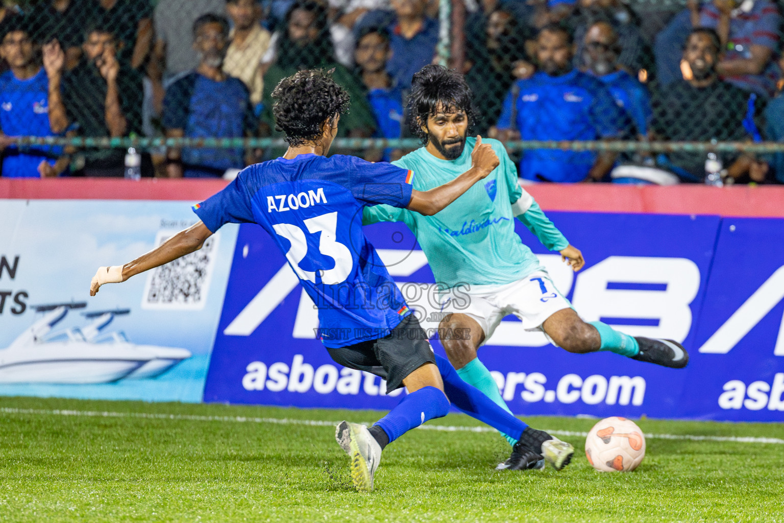Team FENAKA vs MSRC (Maldivian) in Day 8 of Club Maldives Cup 2025 was held in Rehendhi Futsal Ground, Hulhumale', Maldives on Wednesday, 8th October 2025.
Photos: Ismail Thoriq / images.mv