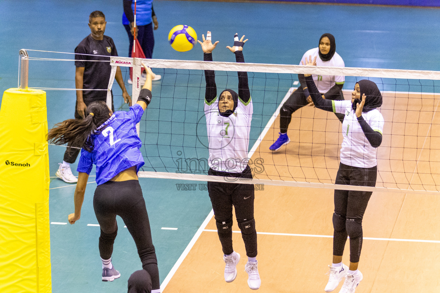 Final of Women's Division of Volleyball Association Cup 2023 held in Male', Maldives on Monday, 25th December 2023 at Social Center Indoor Hall Photos By: Nausham Waheed /images.mv