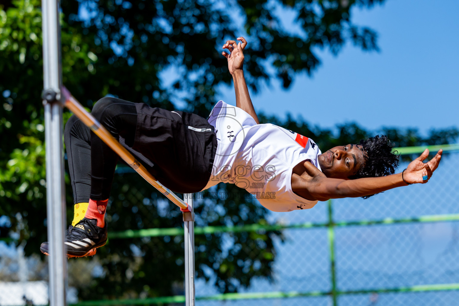 Day 1 of Inter-school Athletics Championship 2025 held in Ekuveni Synthetic Track, Male', Maldives on Monday, 06th October 2025. Photos by: Nausham Waheed / Images.mv