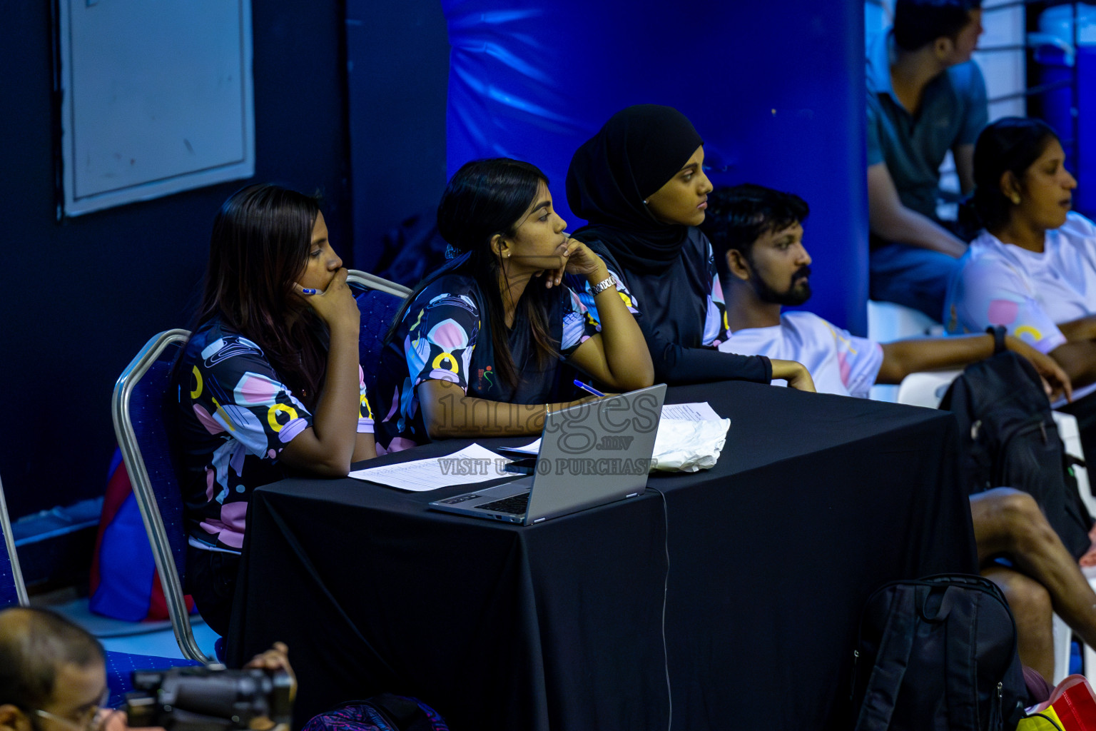 Iskandhar School vs Ghiyasuddin International School in the U15 Finals of Inter-school Netball Tournament held in Social Center at Male', Maldives on Monday, 26th August 2024. Photos: Hassan Simah / images.mv