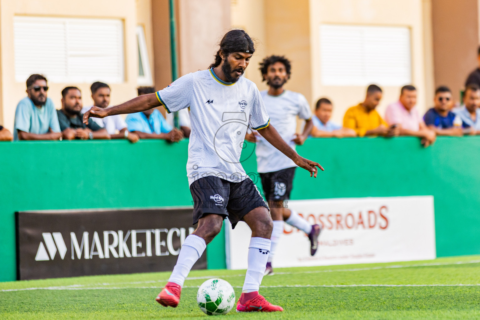 Hard Rock vs SO/ Maldives in Resort League 2025 (South Male Zone) day 10 was held on Tuesday, 7th October 2025 in Crossroads's Maldives, Photos: Areef Adam / images.mv