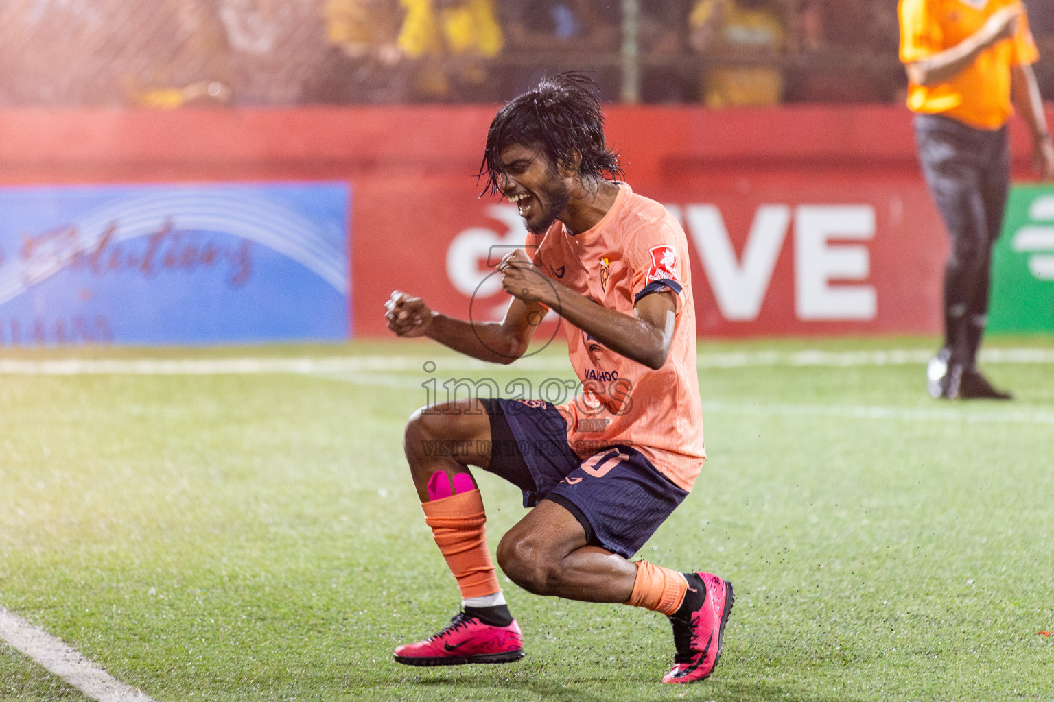 GDh Vaadhoo vs GDh Gadhdhoo in Gaafu Dhaal Atoll Final in Day 24 of Golden Futsal Challenge 2025 was held on Tuesday , 28th January 2025, in Hulhumale', Maldives. Photos: Nausham Waheed / images.mv