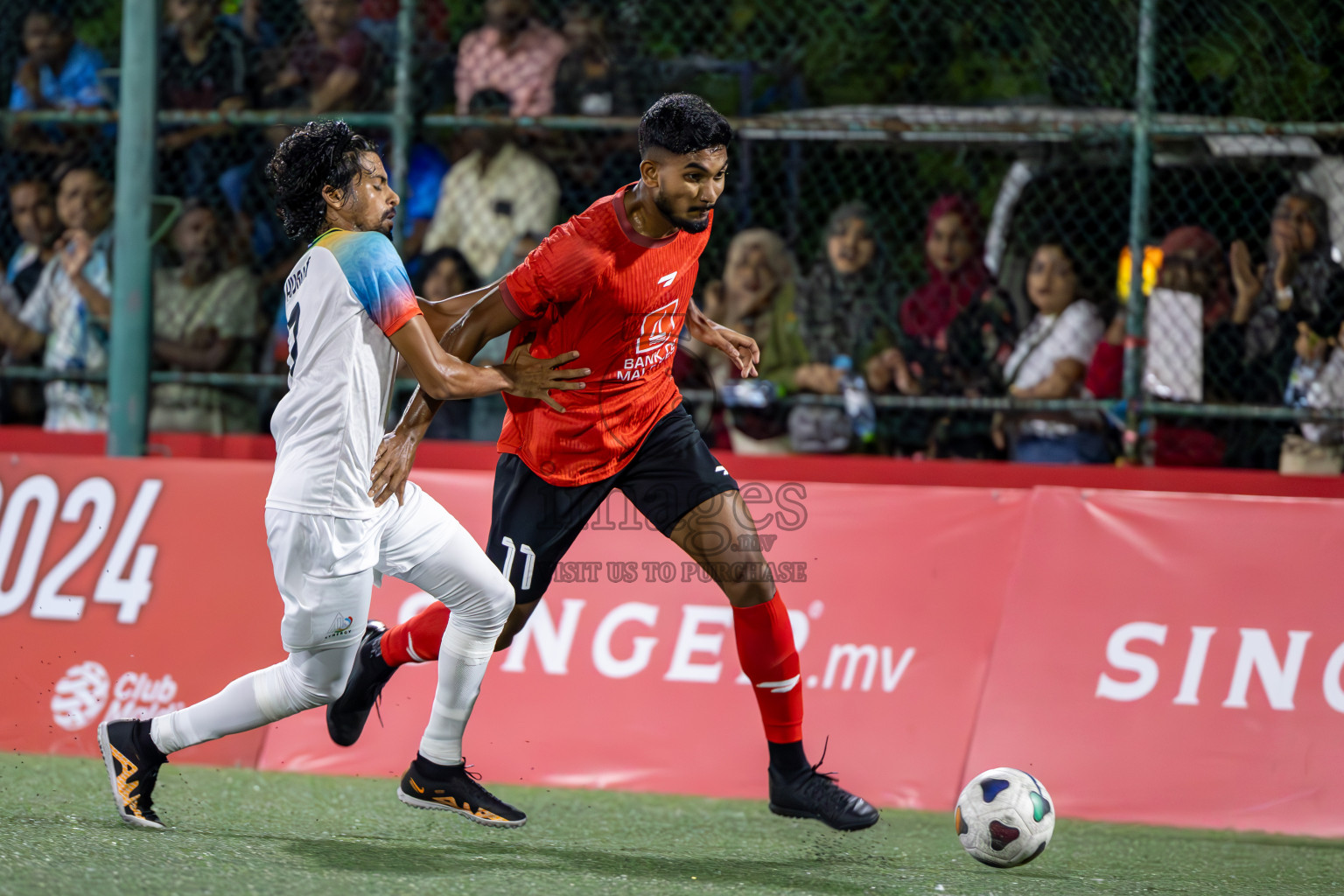 United BML vs ADK Synergy in Club Maldives Cup 2024 held in Rehendi Futsal Ground, Hulhumale', Maldives on Thursday, 3rd October 2024.
Photos: Ismail Thoriq / images.mv