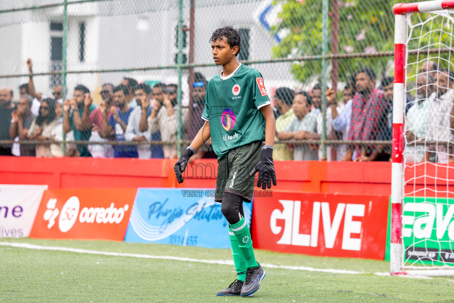 GDh Madaveli VS GDh Gadhdhoo in Atoll Round Semi-Final on Day 20 of Golden Futsal Challenge 2025 was held on Friday, 24th January 2025, in Hulhumale', Maldives.
Photos: Ismail Thoriq / images.mv