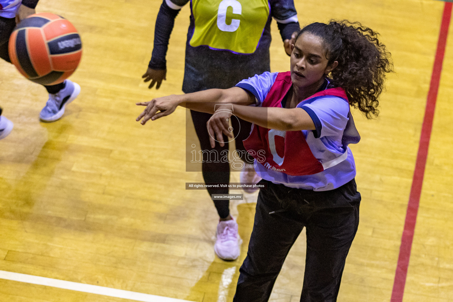 Sports Club Skylark vs Vyansa in the Milo National Netball Tournament 2022 on 17 July 2022, held in Social Center, Male', Maldives. 
Photographer: Hassan Simah / Images.mv