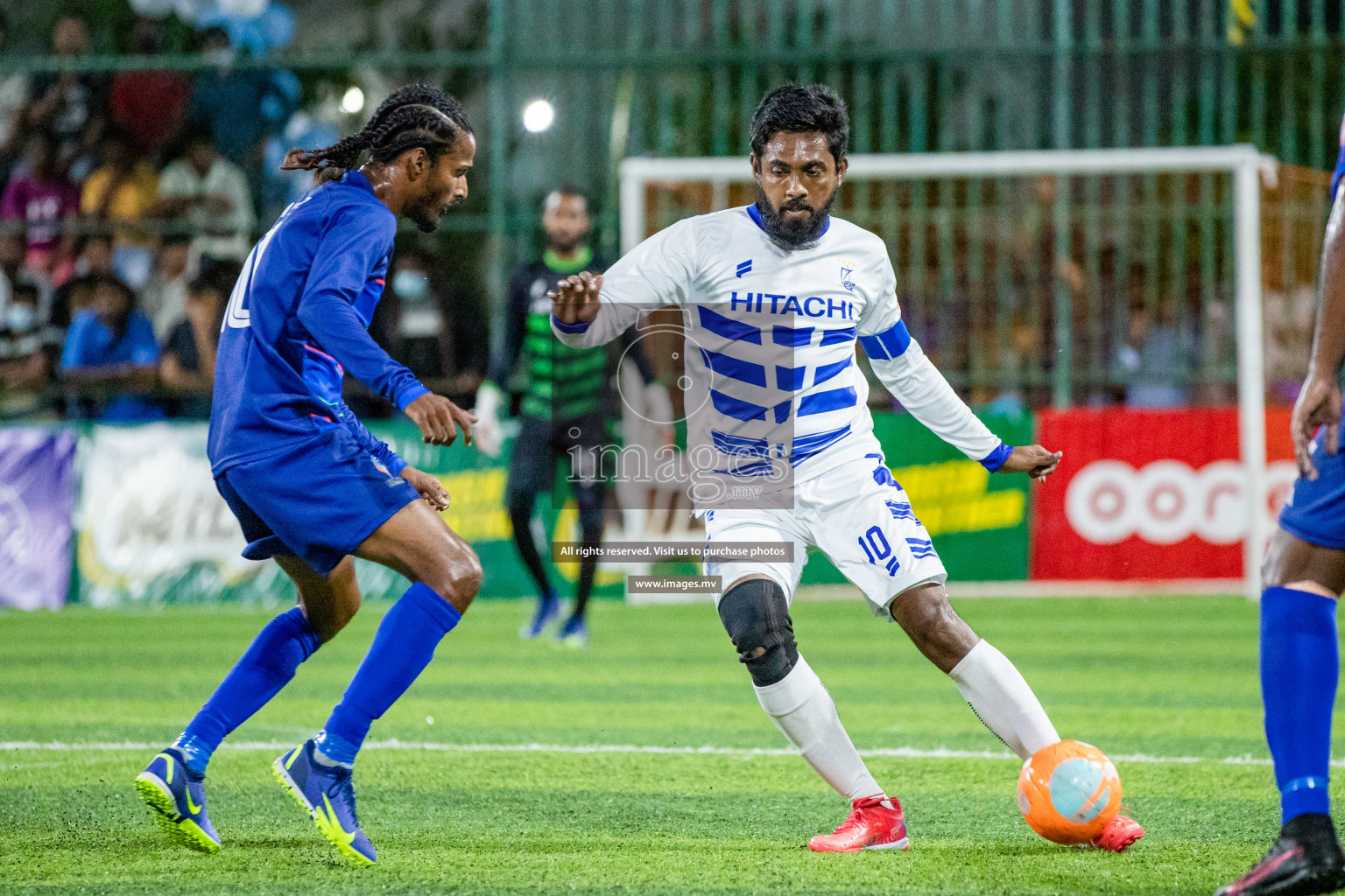 STO RC Vs Team Fenaka in the Quarter Finals of Club Maldives 2021 held in Hulhumale, Maldives on 13 December 2021. Photos: Shu Abdul Sattar / images.mv