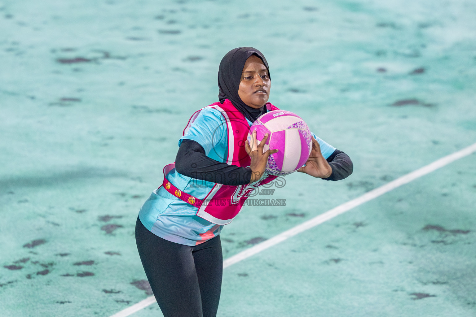 KYRC vs Youth United Sports Club in Division 1 of of National Netball Tournament 2025 held in Ekuveni Netball Court at Male', Maldives on Thursday, 22nd May 2025. Photos: Mohamed Mahfooz Moosa / images.mv