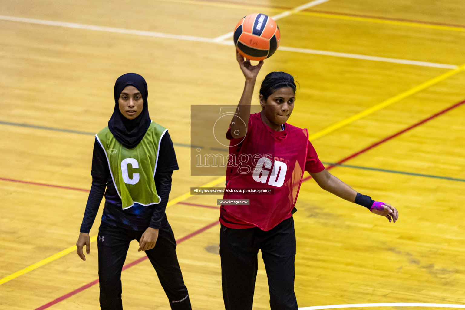 Lorenzo Sports Club vs Youth United Sports Club in the Milo National Netball Tournament 2022 on 20 July 2022, held in Social Center, Male', Maldives. Photographer: Hassan Simah / Images.mv