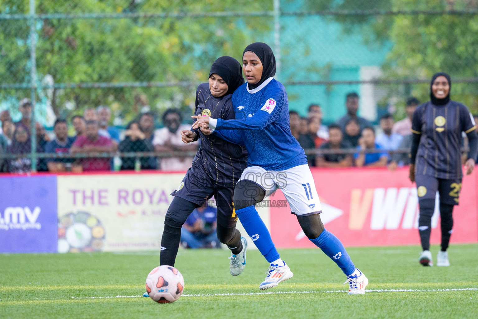 Prison Club vs Team MACL in Eighteen Thirty Classic of Club Maldives 2025 was held in Rehendhi Futsal Ground, Hulhumale', Maldives on Tuesday, 16th September 2025. Photos: Mohamed Mahfooz Moosa / images.mv
