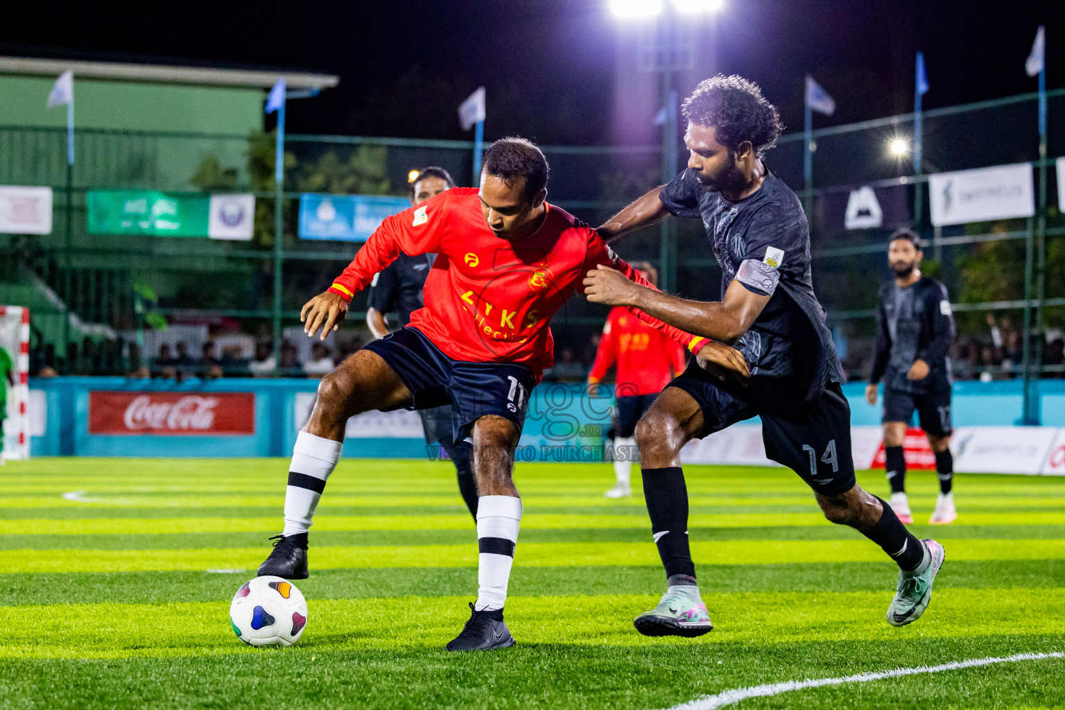 Dee Cee Jay vs Kovigoani in Semi Final of Laamehi Dhiggaru Ekuveri Futsal Challenge 2024 was held on Monday, 29th July 2024, at Dhiggaru Futsal Ground, Dhiggaru, Maldives Photos: Nausham Waheed / images.mv