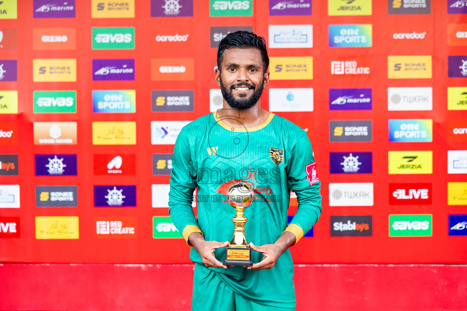 ADh Omadhoo VS ADh Mandhoo in Day 6 of Golden Futsal Challenge 2025 on Friday, 6th January 2025, in Hulhumale', Maldives Photos: Nausham Waheed / images.mv