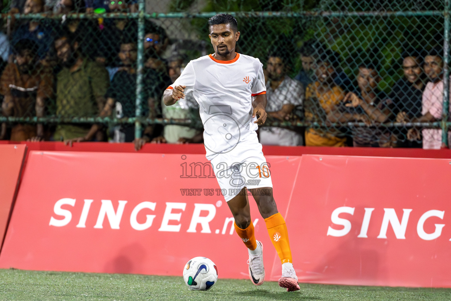 Customs RC vs Dhiraagu in Club Maldives Cup 2024 held in Rehendi Futsal Ground, Hulhumale', Maldives on Saturday, 28th September 2024. Photos: Ismail Thoriq / images.mv