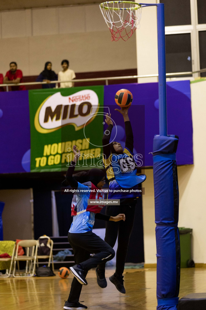 Kulhudhuffushi Y & R.C vs Mahibadhoo SC in the Milo National Netball Tournament 2022 on 18 July 2022, held in Social Center, Male', Maldives. Photographer: Shuu / Images.mv