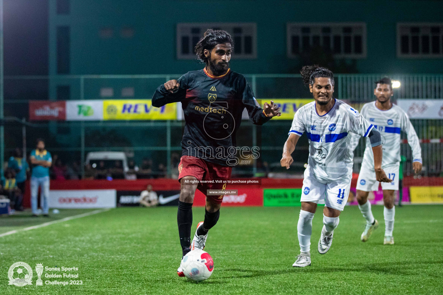 Th. Gaadhiffushi vs Th. Veymandoo in Day 4 of Golden Futsal Challenge 2023 on 08 February 2023 in Hulhumale, Male, Maldives