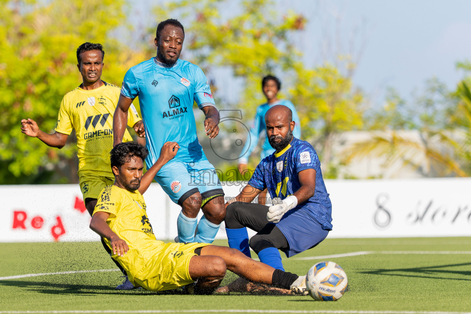 Final Match Irumathi Sports VS Velaa Sports Club in Day 9 of Eydhafushi Cup 2025 held in Eydhafushi Football Stadium at B. Eydhafushi, Maldives on Monday, 15th September 2025. Photos: Arif Rasheed / images.mv