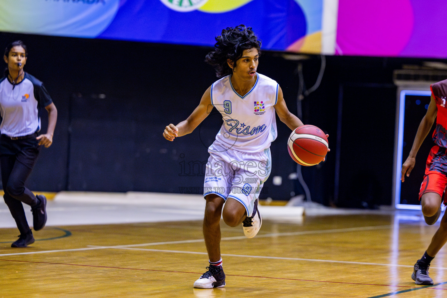 Iskandhar School vs Finland International School in Under 13 Boys Final of Junior Basketball Championship 2024 was held in Social Center, Male', Maldives on Sunday, 15th December 2024. Photos: Nausham Waheed / images.mv