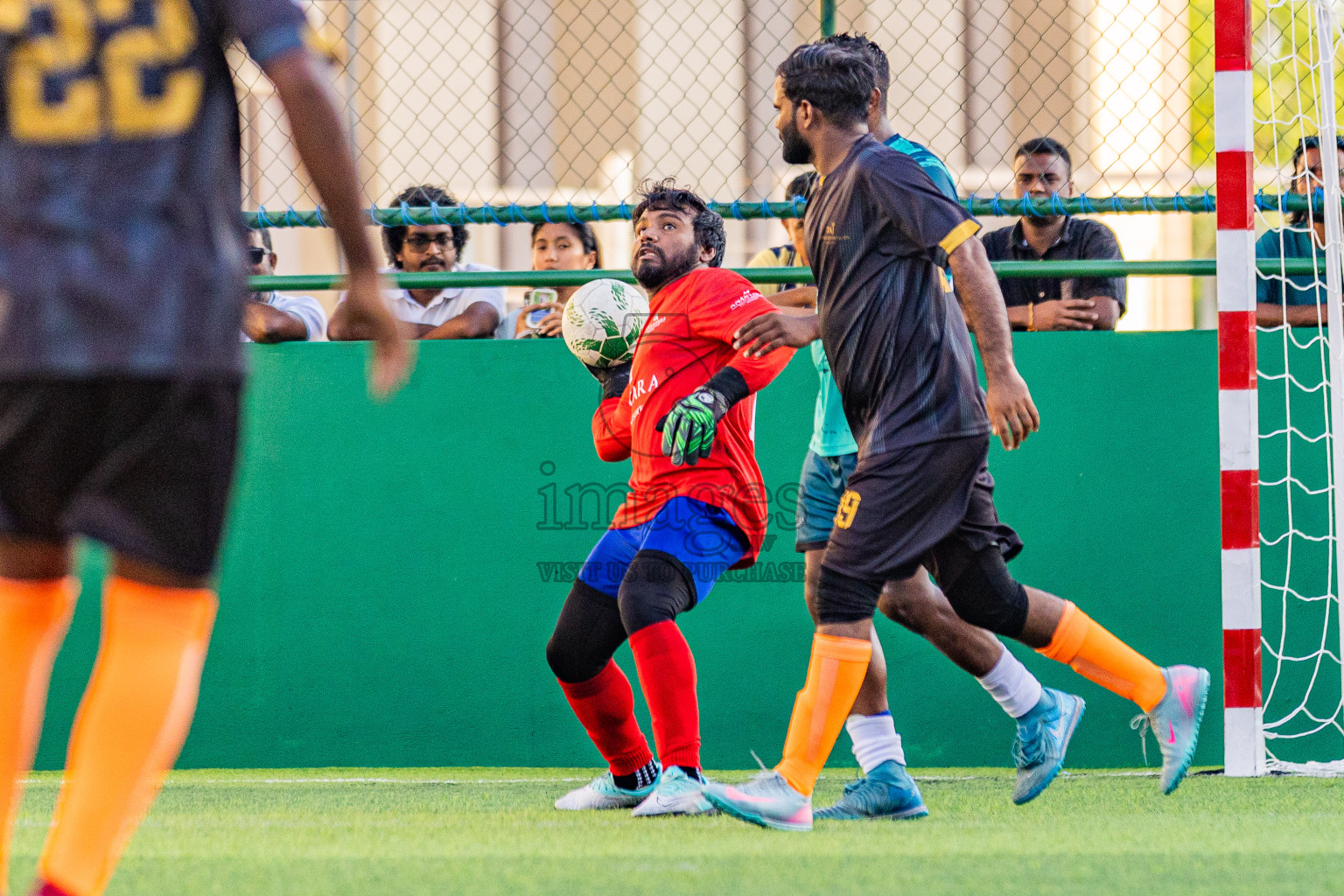 Taj Exotica vs Anantara in Resort League 2025 (South Male Zone) day 10 was held on Tuesday, 7th October 2025 in Crossroads's Maldives, Photos: Areef Adam / images.mv