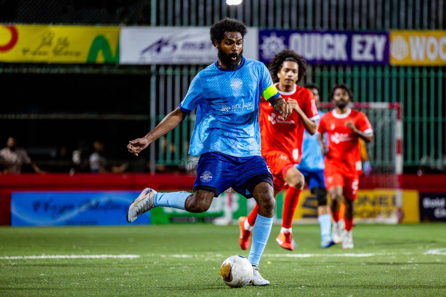 F Dharanboodhoo vs M Dhiggaru in zone round on Day 29 of Golden Futsal Challenge 2025 was held on Sunday , 2nd February 2025, in Hulhumale', Maldives. Photos: Nausham Waheed / images.mv