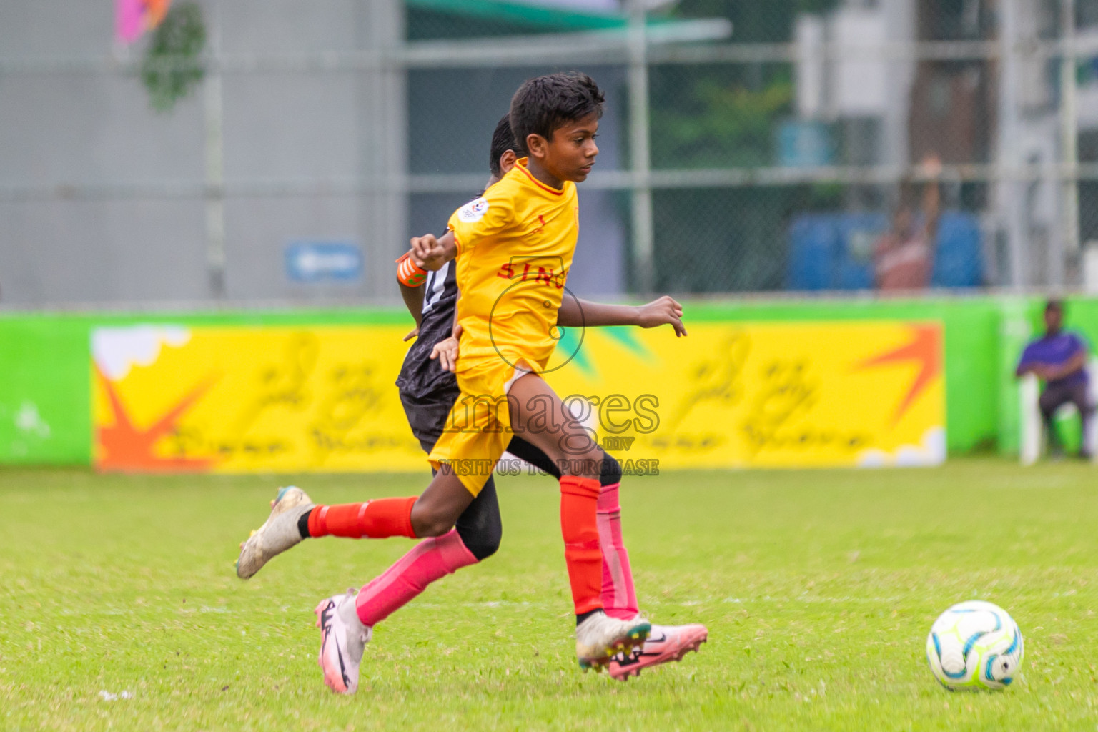 United Victory vs Victory Sports Club  (U12) in Day 5 of Dhivehi Youth League 2024 held at Henveiru Stadium on Friday 29th November 2024. Photos: Shuu Abdul Sattar/ Images.mv