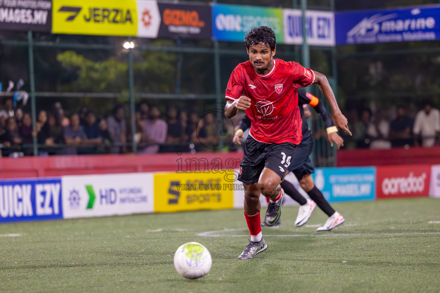 ADh Maamigili vs ADh Mahibadhoo on Day 36 of Golden Futsal Challenge 2024 was held on Wednesday, 21st February 2024, in Hulhumale', Maldives
Photos: Ismail Thoriq, / images.mv