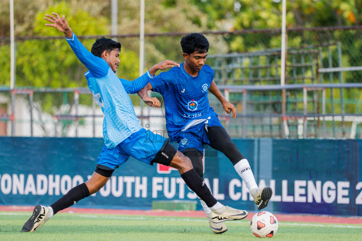 Foemathi VS Foemathi JR in Day 1 - Fonadhoo Youth Futsal Challenge 2025 was held in Fonadhoo Futsal Court, L. Fonadhoo, Maldives on Sunday, 26th October 2025

Photos: Arif Rasheed / images.mv