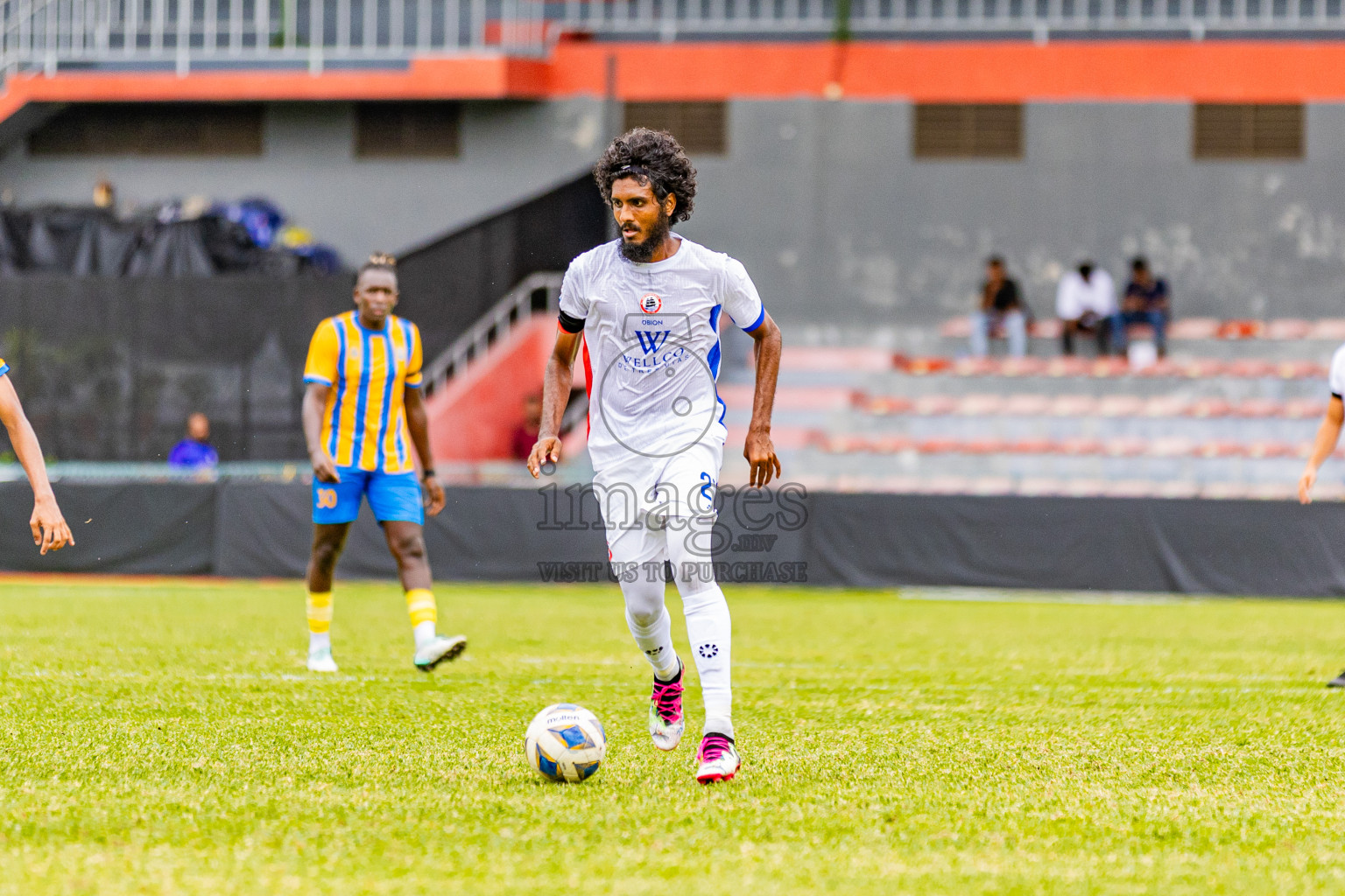 Club Valencia vs Odi Sports Club in Dhivehi Premier League 2025/26 held in National Football Stadium, Male', Maldives on Friday, 26th September 2025. Photos: Areef Adam / Images.mv