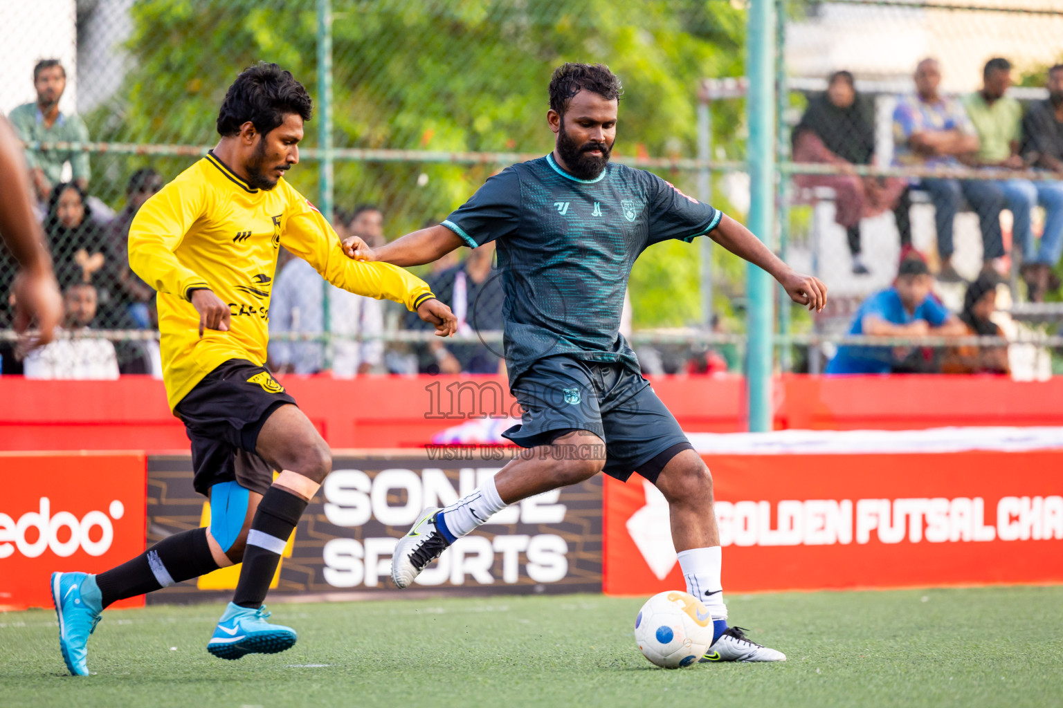 F Nilandhoo vs F Magoodhoo in Day 12 of Golden Futsal Challenge 2025 was held on Thursday, 16th January 2025, in Hulhumale', Maldives Photos: Nausham Waheed  / images.mv