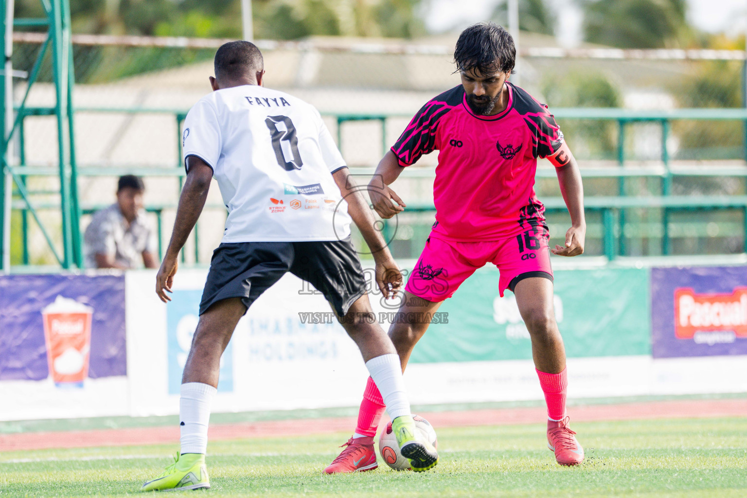 G Star SC VS Goalhians in Day 2 - Fonadhoo Youth Futsal Challenge 2025 held in Fonadhoo Futsal Stadium, L. Fonadhoo, Maldives on Monday, 27th October 2025 Photos: Arif Rasheed / images.mv