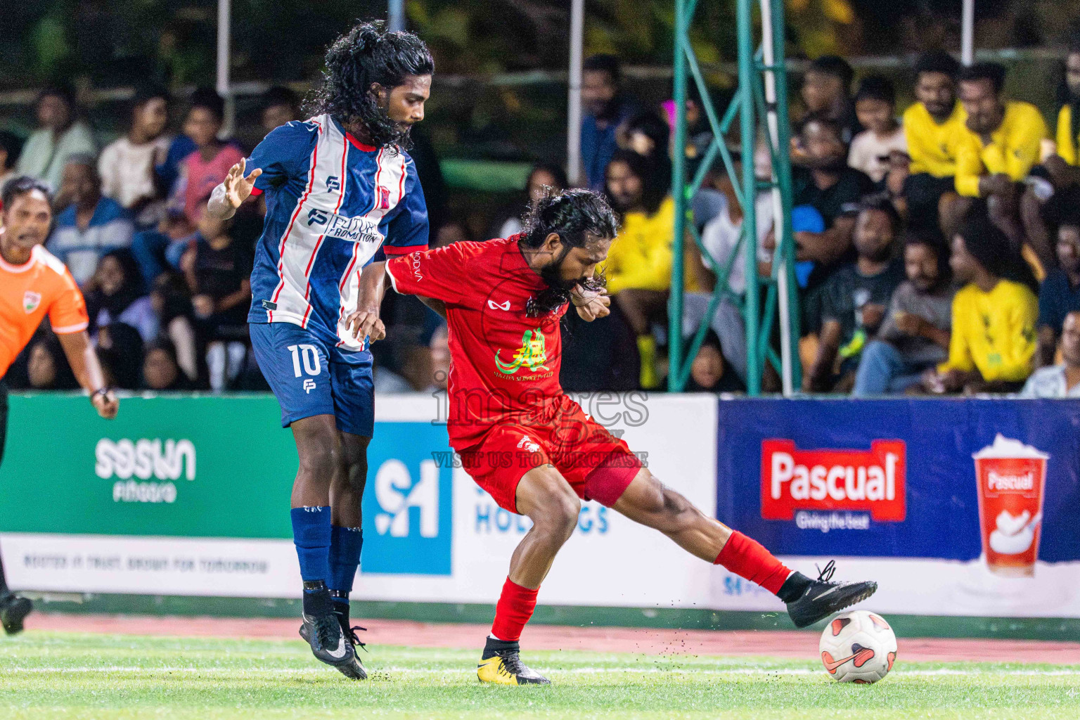 Kanmathi FC VS Maahinne United in Day 4 - Fonadhoo Youth Futsal Challenge 2025 held in Fonadhoo Futsal Stadium, L. Fonadhoo, Maldives on Wednesday, 29th October 2025 Photos: Arif Rasheed / images.mv