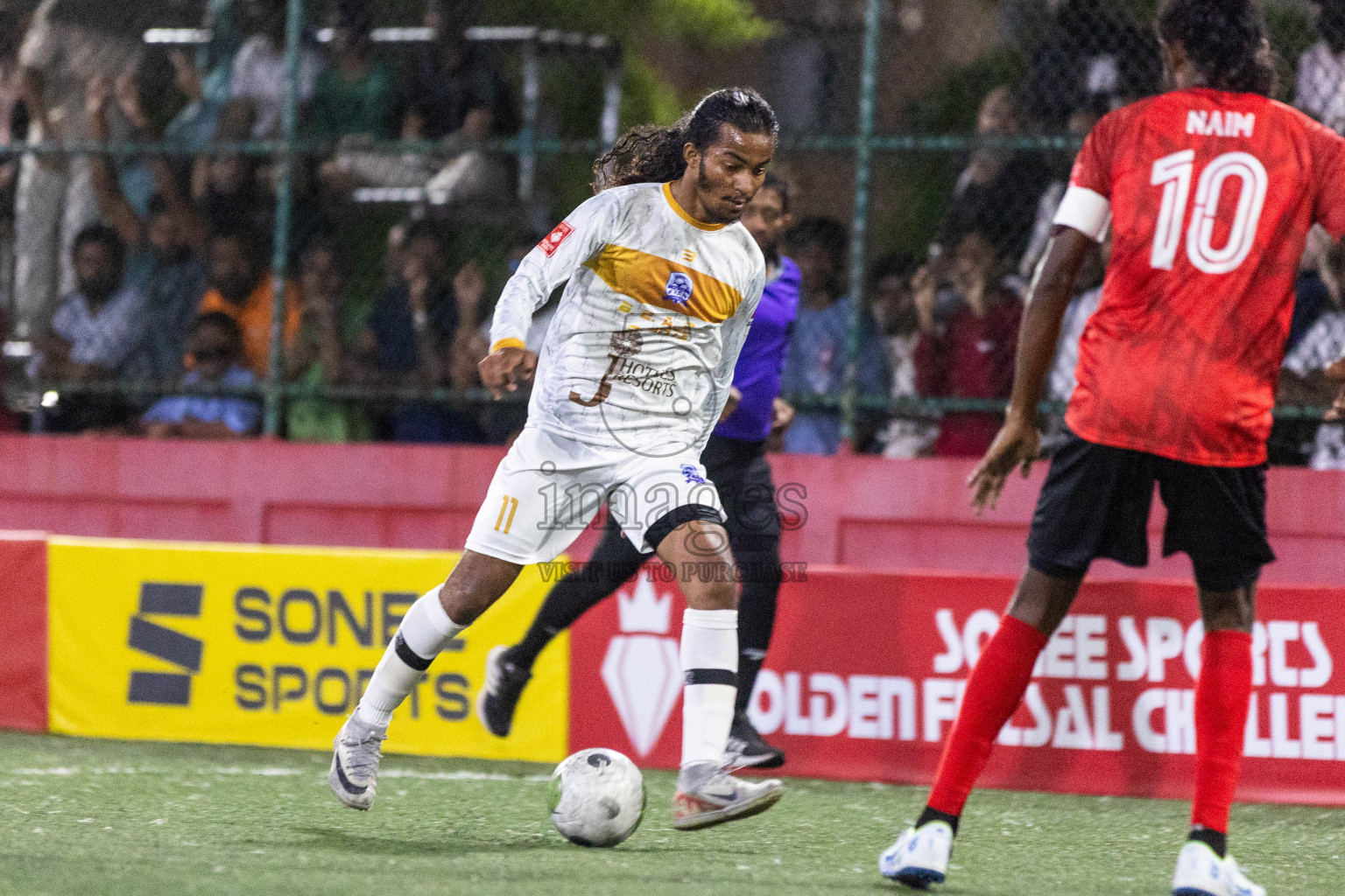 ADh Dhangethi VS ADh Kunburudhoo in Day 12 of Golden Futsal Challenge 2024 was held on Friday, 26th January 2024, in Hulhumale', Maldives Photos: Nausham Waheed / images.mv