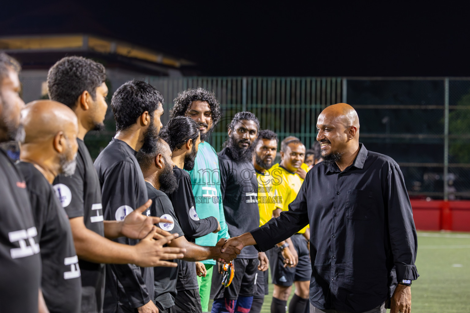 Sheesha vs Roseware in Day 1 of Office League 2025 was held on Wednesday, 16th April 2025 in Hulhumale', Maldives.
Photos: Ismail Thoriq / images.mv