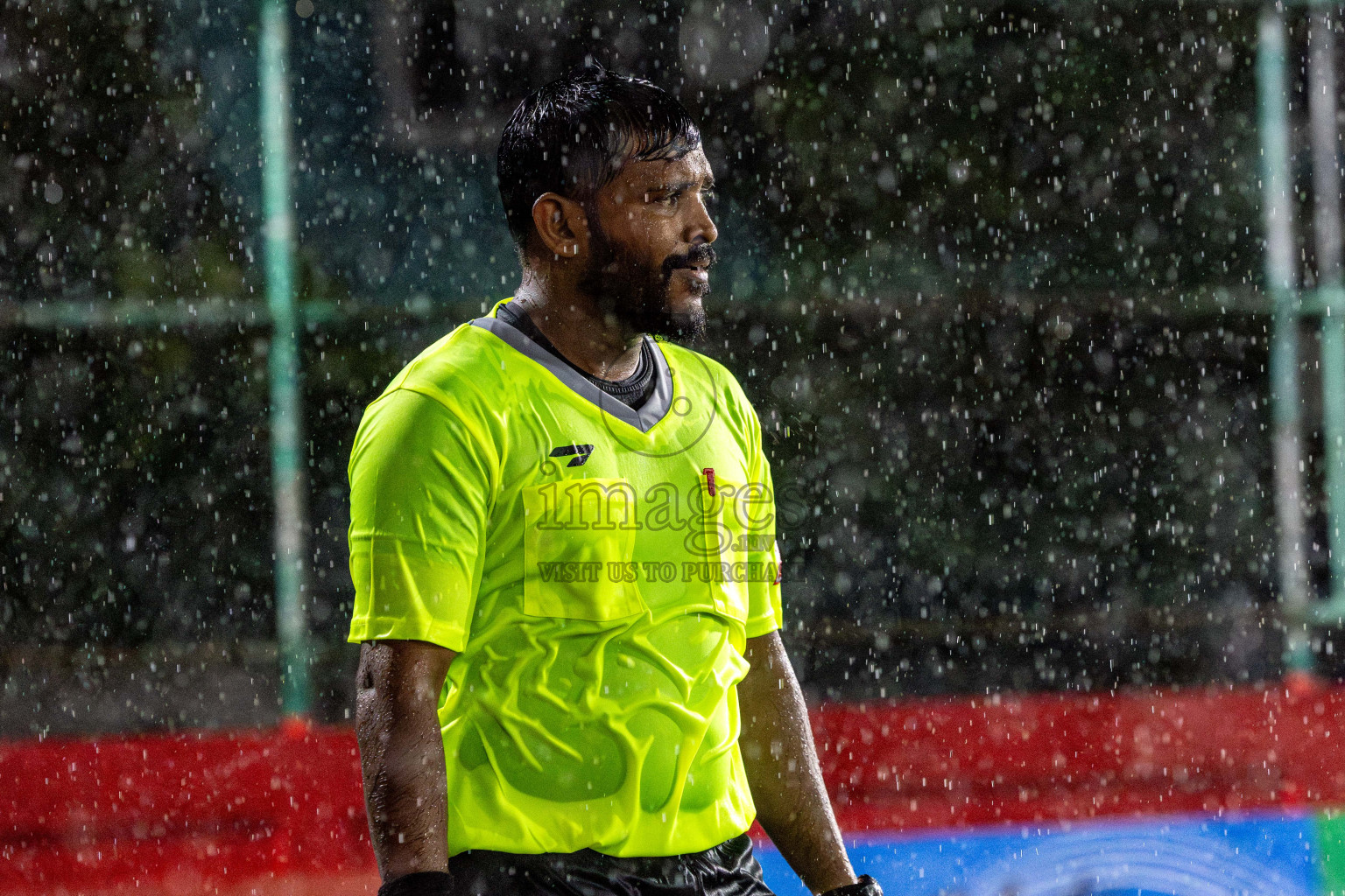 L. Isdhoo VS L. Mundoo in Day 18 of Golden Futsal Challenge 2025 was held on Wednesday, 22nd January 2025, in Hulhumale', Maldives. Photos: Nausham Waheed / images.mv