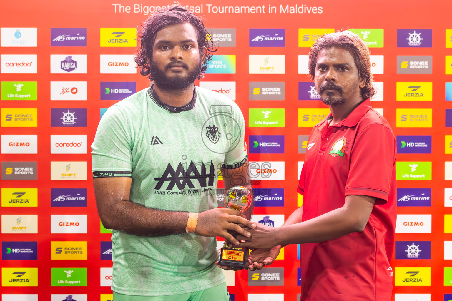 GA Maamendhoo VS GA Kondey in Day 14 of Golden Futsal Challenge 2024 was held on Sunday, 28th January 2024, in Hulhumale', Maldives
Photos: Ismail Thoriq / images.mv