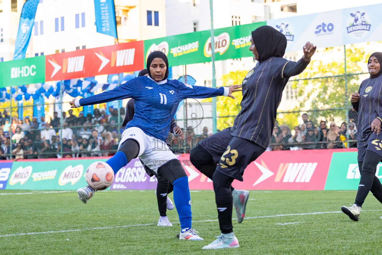 Prison Club vs Team MACL in Eighteen Thirty Classic of Club Maldives 2025 was held in Rehendhi Futsal Ground, Hulhumale', Maldives on Tuesday, 16th September 2025. Photos: Mohamed Mahfooz Moosa / images.mv
