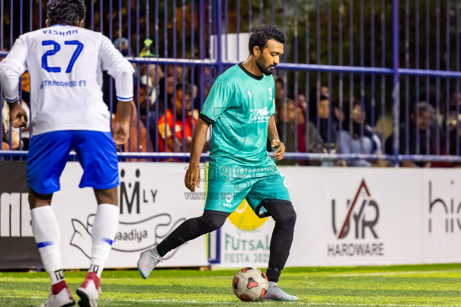 Hithaadhoo vs Dharavandhoo in Day 7 of Better in Baa Futsal Fiesta 2025 Men's division held in B. Eydhafushi, Maldives on Tuesday, 11th November 2025. Photos: Nausham Waheed / images.mv