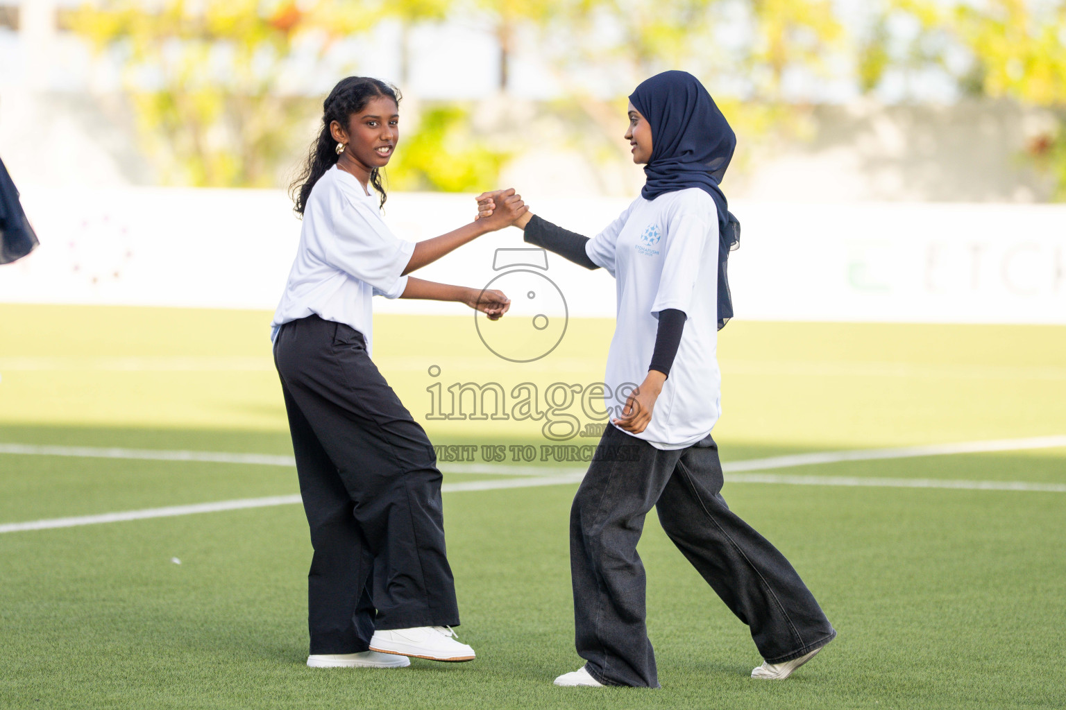Final Match Irumathi Sports VS Velaa Sports Club in Day 9 of Eydhafushi Cup 2025 held in Eydhafushi Football Stadium at B. Eydhafushi, Maldives on Monday, 15th September 2025. Photos: Arif Rasheed / images.mv