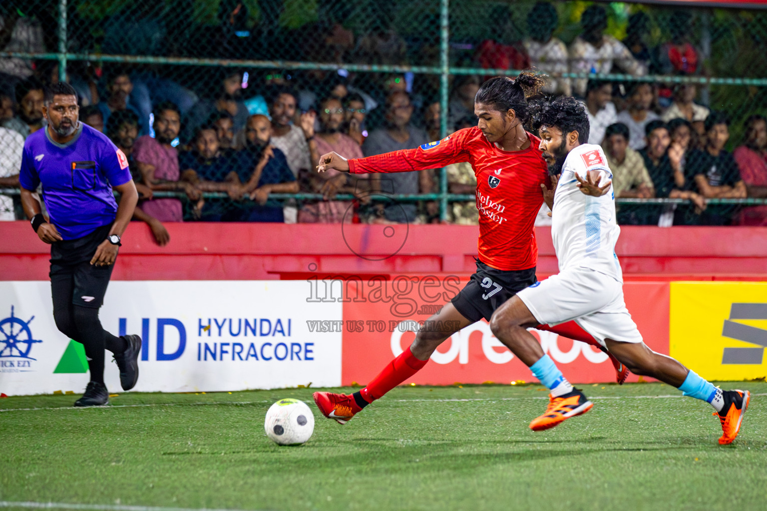 Sh. Feydhoo VS Sh. Kanditheemu on Day 30 of Golden Futsal Challenge 2024, held on Tuesday , 14th February 2024 in Hulhumale', Maldives 
Photos: Hassan Simah / images.mv