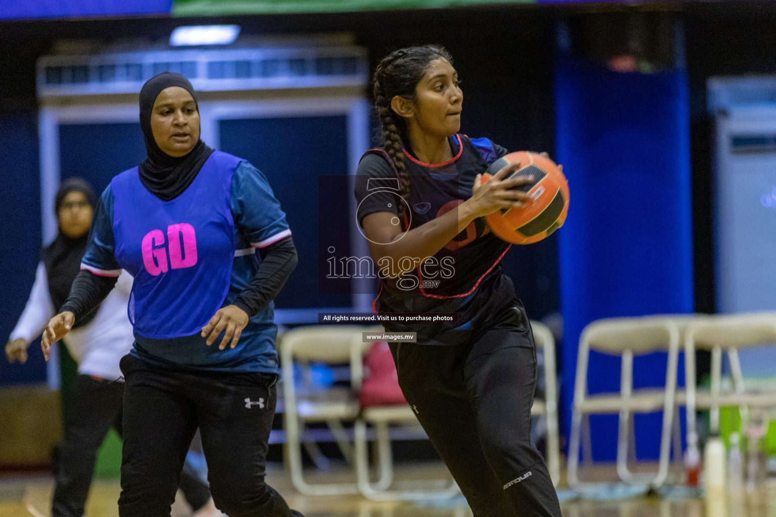 Xenith Sports Club vs Youth United Sports Club in the Milo National Netball Tournament 2022 on 18 July 2022, held in Social Center, Male', Maldives. Photographer: Shuu, Hassan Simah / Images.mv