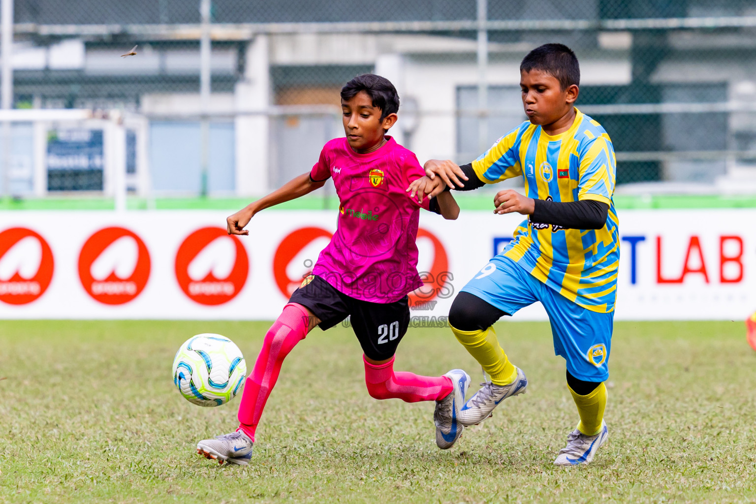 Under 12 United Victory vs Valancia on day 3 of Dhivehi Youth League 2024 held at Henveiru Stadium on Saturday, 23rd November 2024. Photos: Nausham Waheed/ Images.mv