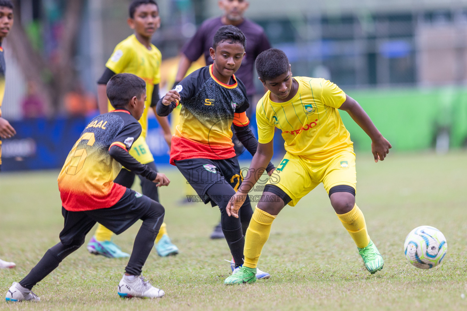 Eagles vs Maziya (U12) in Dhivehi Youth League 2024 - Day 2. Matches held at Henveiru Stadium on 22nd November 2024 , Friday. Photos: Shuu Abdul Sattar/ Images.mv