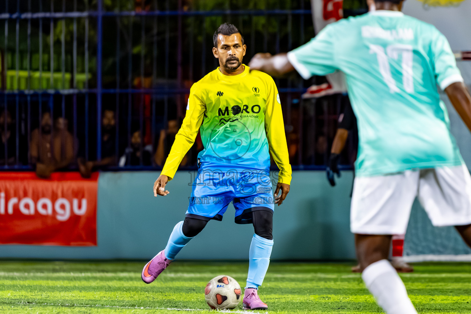 Dhonfan vs Kihaadhoo in Day 6 of Better in Baa Futsal Fiesta 2025 Men's division held in B. Eydhafushi, Maldives on Monday, 10th November 2025. Photos: Nausham Waheed / images.mv