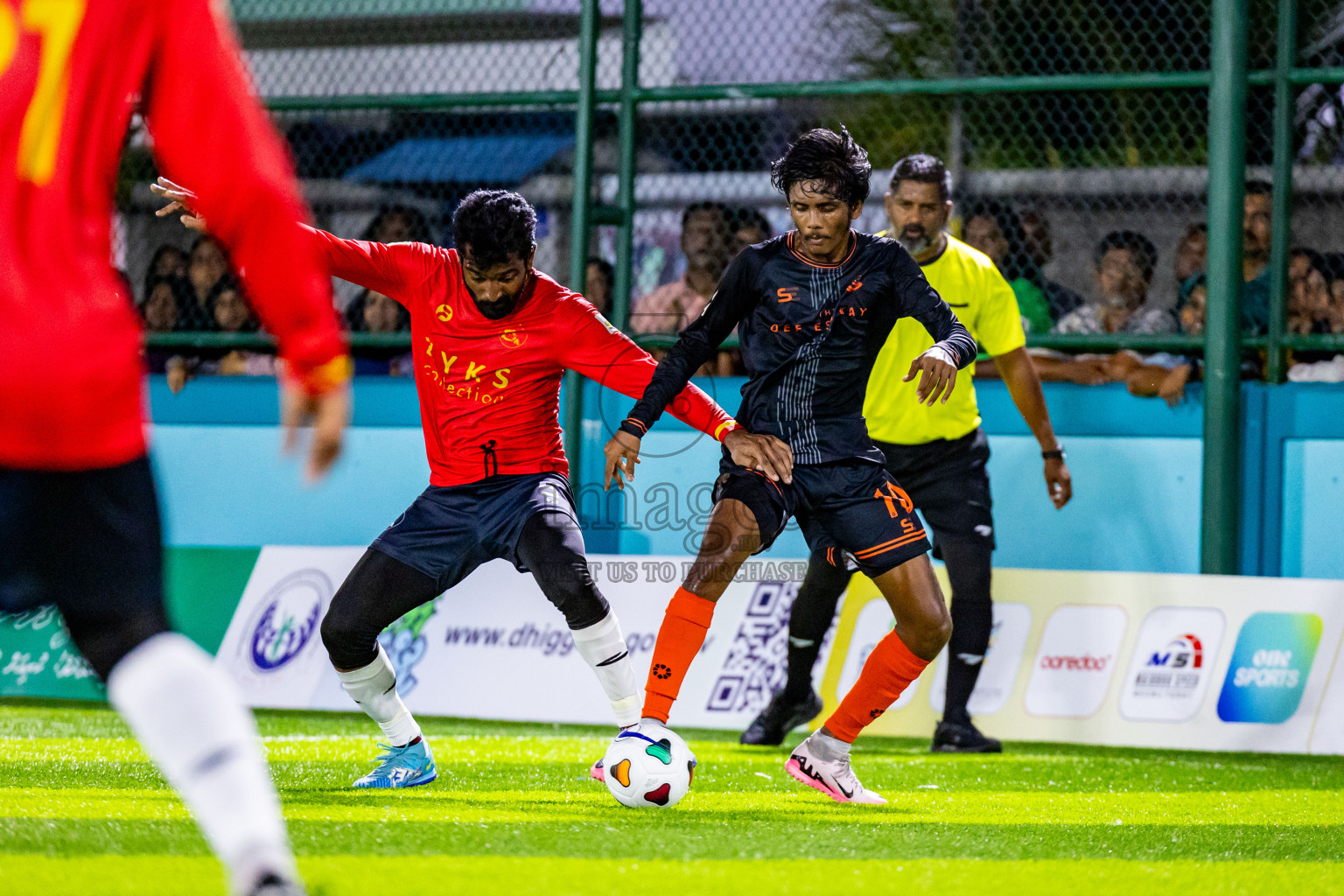 Dee Ess Kay vs Kovigoani in Final of Laamehi Dhiggaru Ekuveri Futsal Challenge 2024 was held on Wednesday, 31st July 2024, at Dhiggaru Futsal Ground, Dhiggaru, Maldives Photos: Nausham Waheed / images.mv