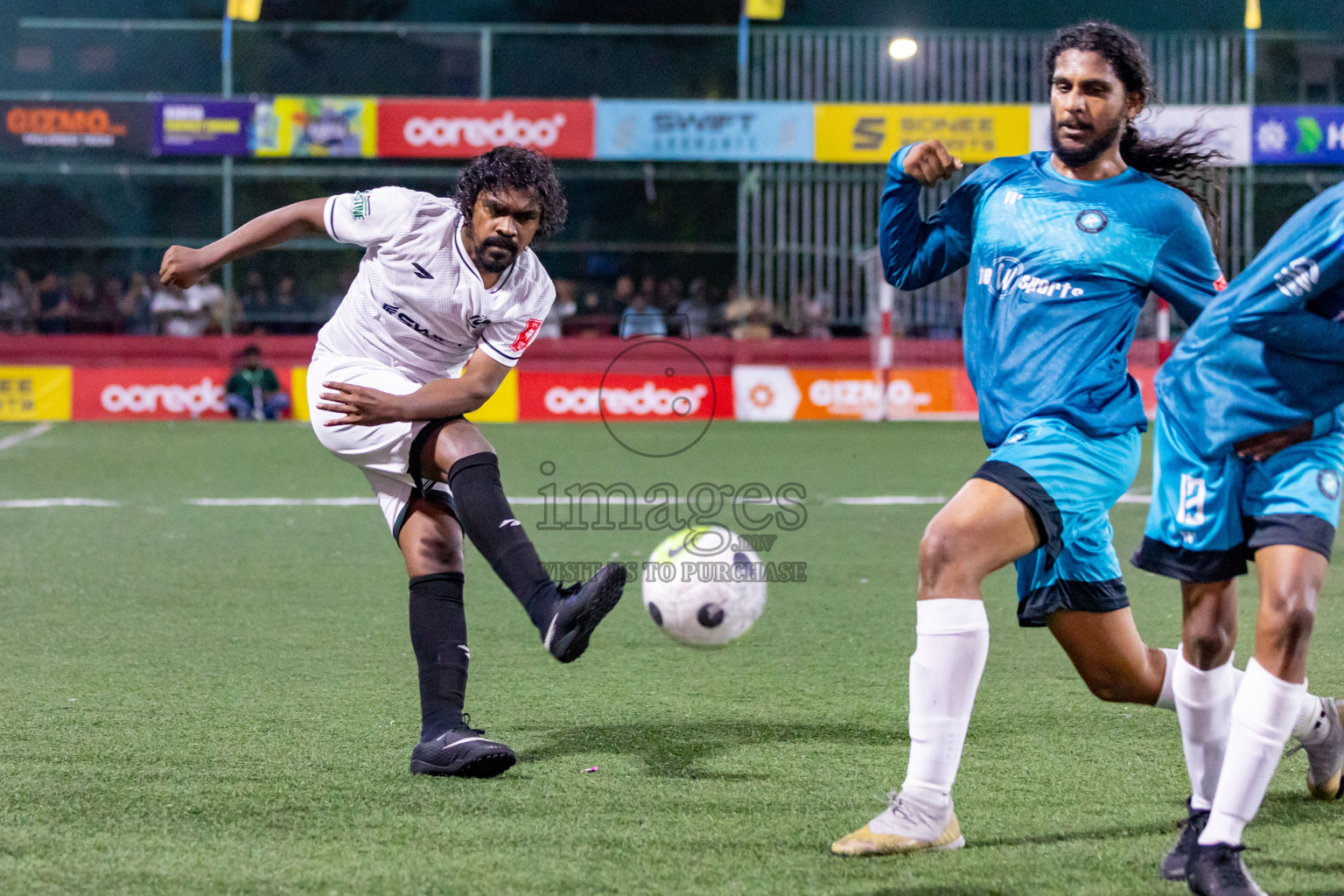 M. Kolhufushi vs M. Muli in Day 19 of Golden Futsal Challenge 2024 was held on Friday, 2nd February 2024 in Hulhumale', Maldives 
Photos: Hassan Simah / images.mv