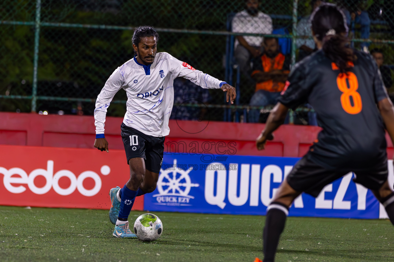 ADh Hangnaameedhoo vs ADh Omadhoo in Day 12 of Golden Futsal Challenge 2024 was held on Friday, 26th January 2024, in Hulhumale', Maldives
Photos: Ismail Thoriq / images.mv