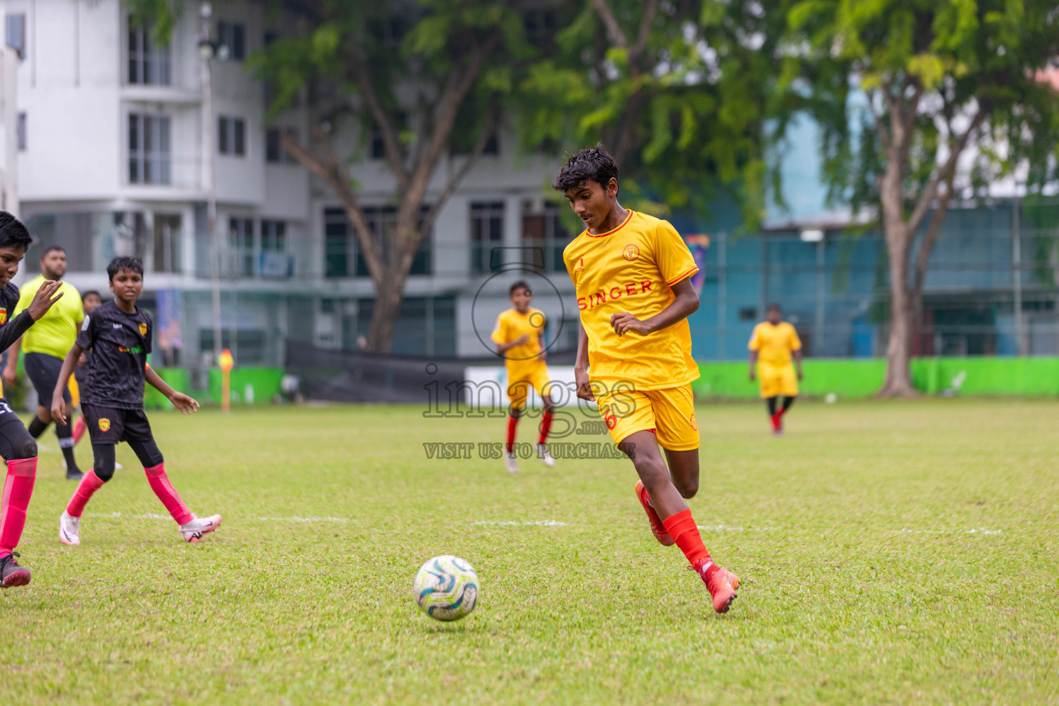 United Victory vs Victory Sports Club  (U12) in Day 5 of Dhivehi Youth League 2024 held at Henveiru Stadium on Friday 29th November 2024. Photos: Shuu Abdul Sattar/ Images.mv