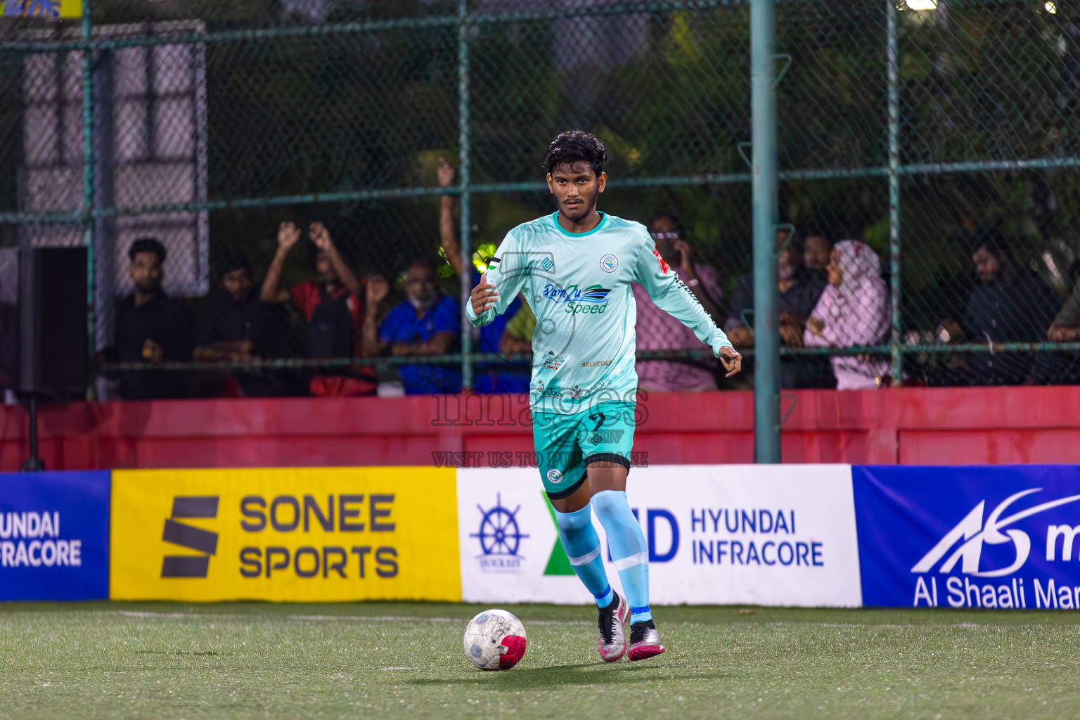 AA Thoddoo vs AA Mathiveri in Day 15 of Golden Futsal Challenge 2024 was held on Monday, 29th January 2024, in Hulhumale', Maldives
Photos: Ismail Thoriq / images.mv