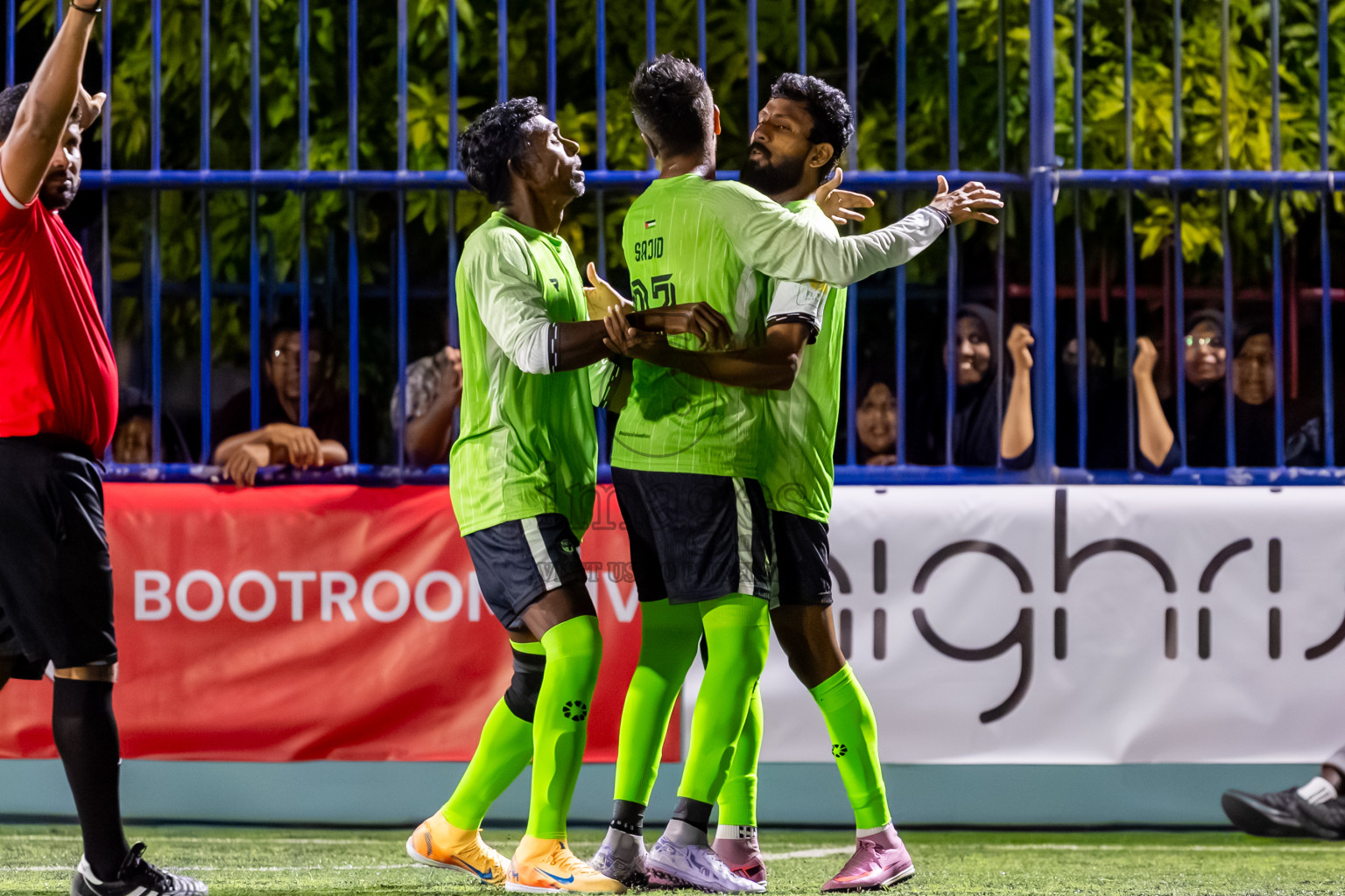 Fehendhoo vs Kihaadhoo in Day 5 of Better in Baa Futsal Fiesta 2025 Men's division held in B. Eydhafushi, Maldives on Sunday, 9th November 2025. Photos: Nausham Waheed / images.mv