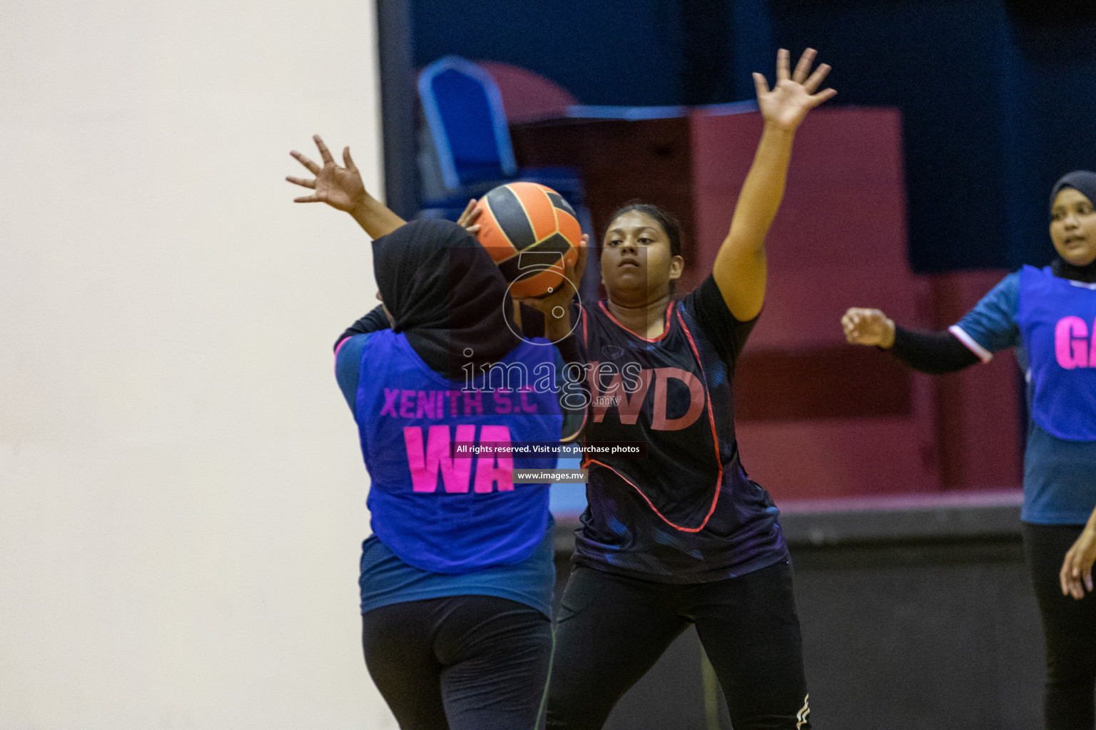 Xenith Sports Club vs Youth United Sports Club in the Milo National Netball Tournament 2022 on 18 July 2022, held in Social Center, Male', Maldives. Photographer: Shuu, Hassan Simah / Images.mv