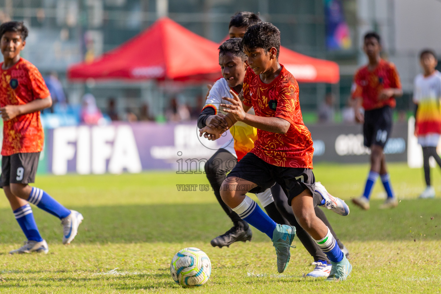 Club Eagles vs Super United Sports (U12) in Day 4 of Dhivehi Youth League 2024 held at Henveiru Stadium on Thursday, 28th November 2024. Photos: Shuu Abdul Sattar/ Images.mv