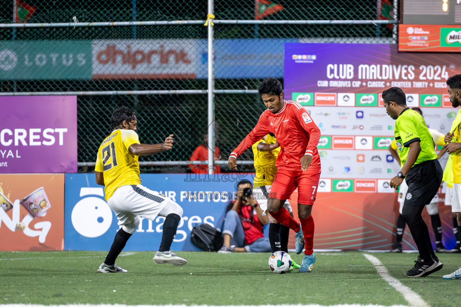 RRC vs Ooredoo Maldives in Club Maldives Cup 2024 held in Rehendi Futsal Ground, Hulhumale', Maldives on Saturday, 28th September 2024. Photos: Ismail Thoriq / images.mv